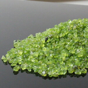 ペリドットさざれ|ペリドットかんらん石Peridot【さざれ石ブレスレット浄化癒し原石さざれ石】メンズMen'sレディースLadies限定ペリドット