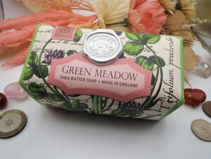 �~�b�V�F���f�U�C�����[�N�X�А��V�A�o�^�[�\�[�v�y�Ō`�Ό��^1�z�O���[�� ���h�DMichel Design WorksSheaButter HandSoap�yBar Soap�^One Peace�zGREEN MEADOW