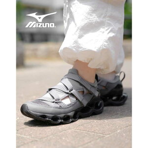 �y15���܂ł̂������ő��������I�I�zMizuno �~�Y�m �E�F�[�u �v���t�F�V�[ �X�g���b�v �T���_�� �X�j�[�J�[ WAVE PROPHECY STRAP GRAY BLACK ( �O���[ �u���b�N ���� ���f�B�[�X D1GA251906 )
