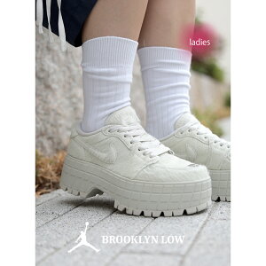 y}\N[|zzIIzNIKE iCL GAW[_ ubN Xj[J[ WMNS AIR JORDAN 1 BROOKLYN LOW PONY HAIR Light Bone ( fB[X IB7210-001 )