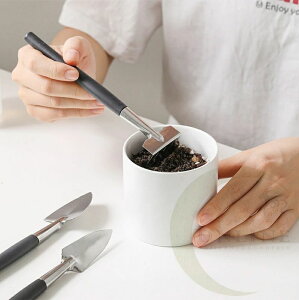 【クーポン最大1000円OFF!】ガーデニングツールセット 15点セット 多肉植物 園芸工具セット 植え替え 移植 園芸シート 霧吹きスプレーボトル 移植スコップ 熊手 片手鍬 鉢植え 栽培 土入れ 園