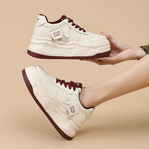 【クーポン利用で最大1000円OFF!】厚底 スニーカー レディース ローカット 7cm 厚手 編み上げ 軽い 通気性 スポーツシューズ 人気 きれいめ 靴 おしゃれ 細身 スニーカーレディース 歩きやすい