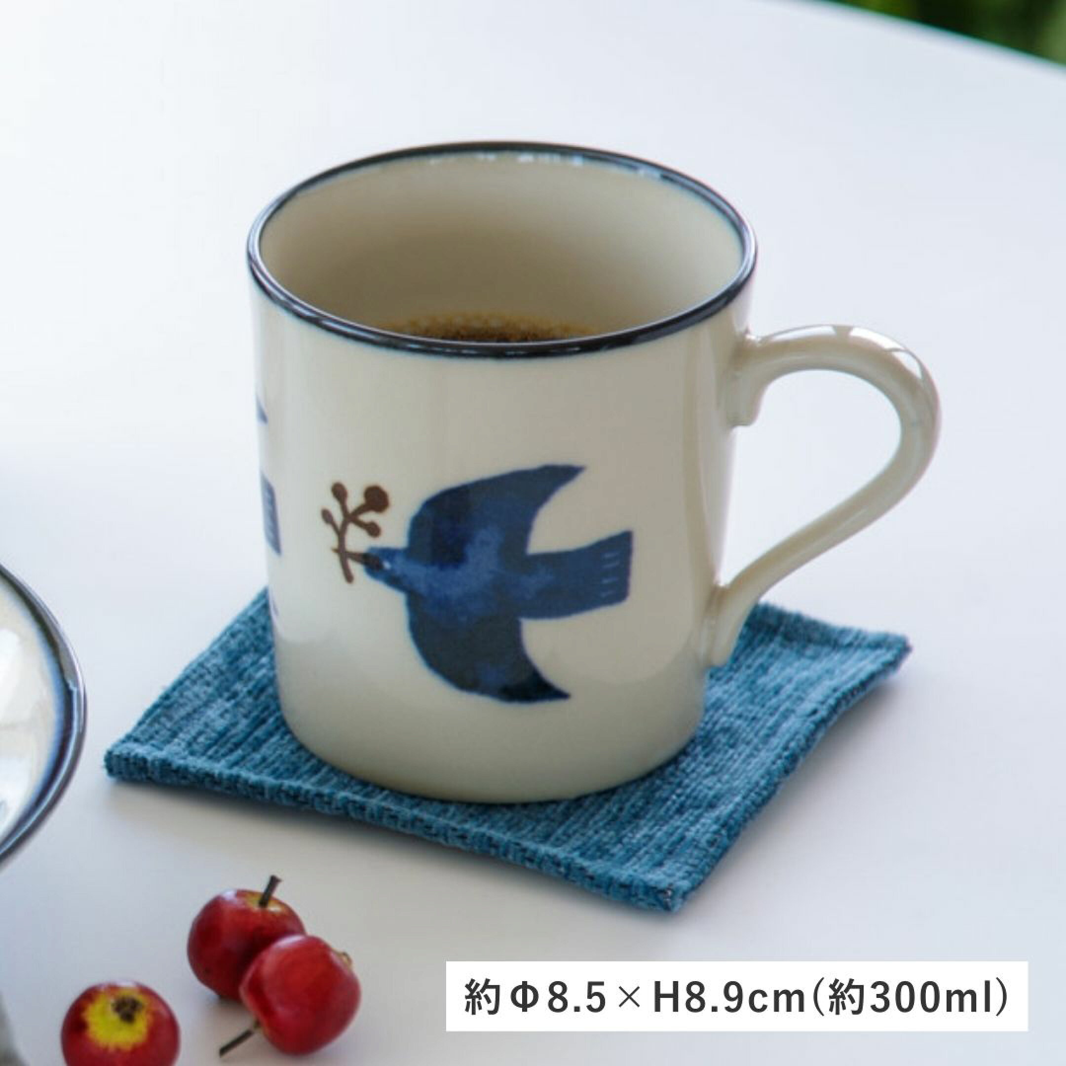社会人女性へ贈る予算5000円の新生活ギフト（引っ越し祝い）には、食器が人気。国産美濃焼の磁器に北欧ヴィンテージ風のデザインを施した「Kukka Lokki（クッカロッキ）」や、「ARABIA（アラビア）」のパラティッシなど、喜ばれること間違いなしです。