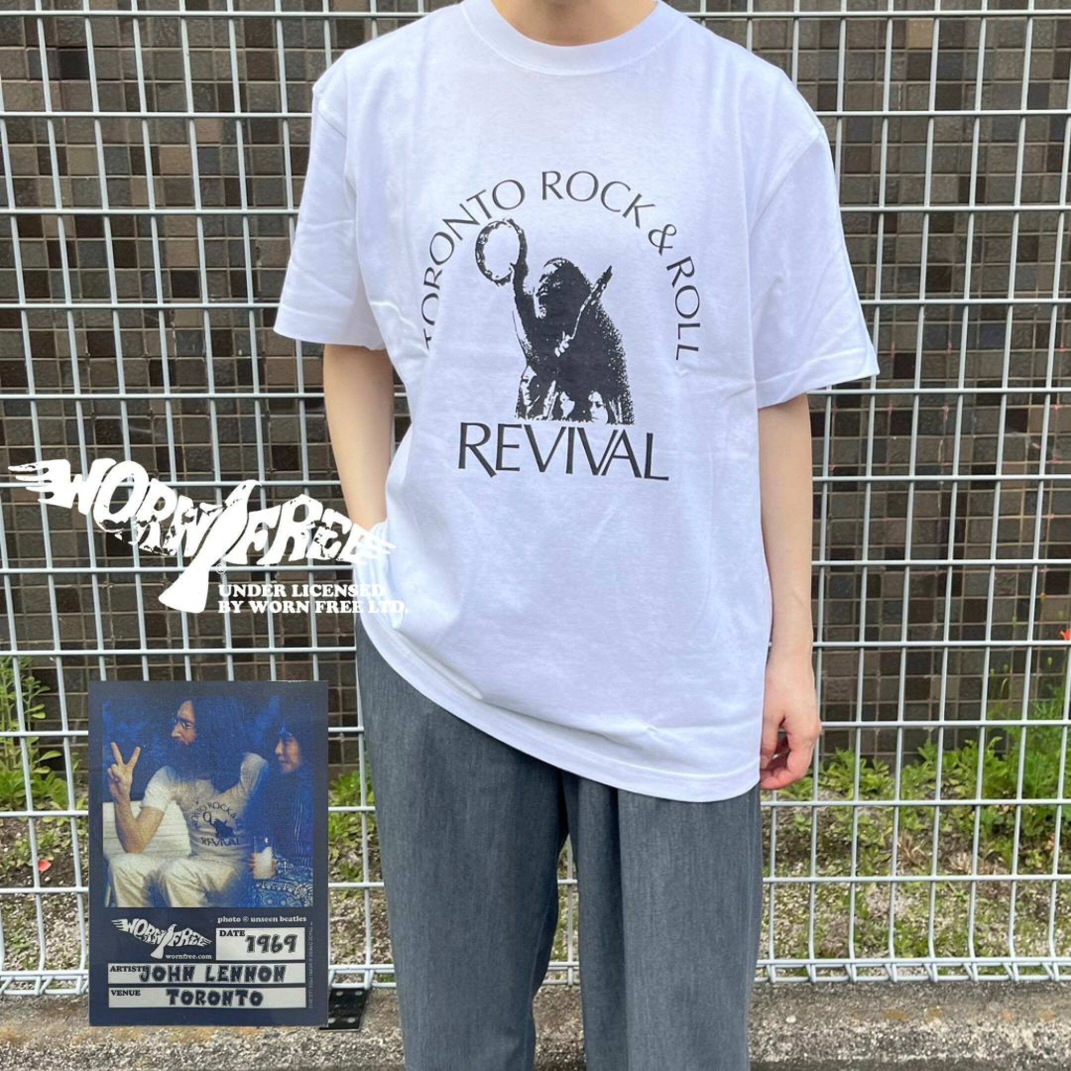 トロント・ロックンロール・リバイバルでジョン・レノンが着用したTシャツ。オノ・ヨーコ、エリック・クラプトンと「プラスティック・オノ・バンド」として初めてステージに立った。ビートルズのその先へ踏み出した。歴史的な瞬間をともにした1着。