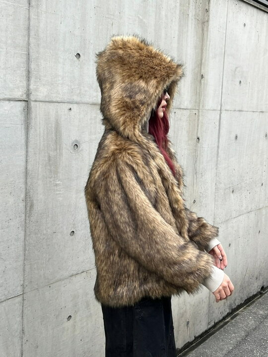 楽天市場】受注制【Chikashitsu +】hooded cropped fur blouson : Pressing