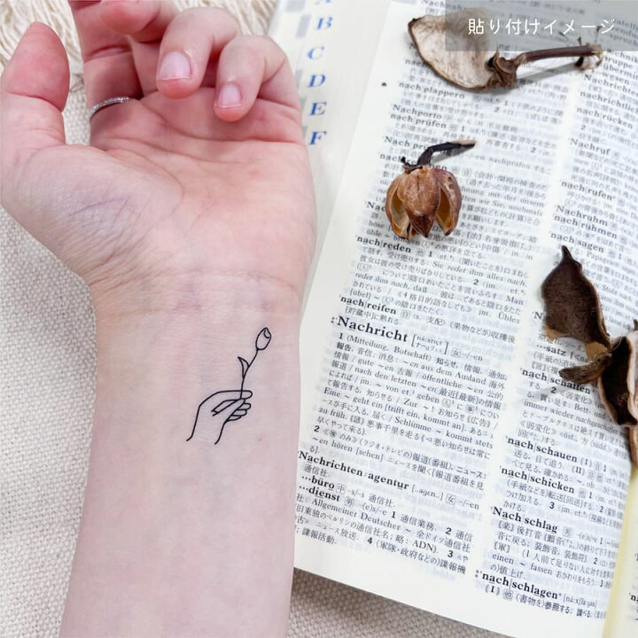 楽天市場 Opt 6 水なしで貼れる 2枚組 タトゥーシール Fake Tattoo ボディシール ワンポイント ボディアート 文字 背中 かわいい おしゃれ フェス イベント 野外 パーティー カウントダウン 防水 花 薔薇 花束 文字 シンプル 韓国 シャイニー メール便送料無料 Pt