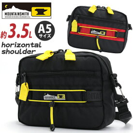 【P5倍】 MOUNTAINSMITH マウンテンスミス ショルダーバッグ スクエア 横型 ショルダー 斜めがけ 肩掛け 小さめ サブバッグ ミニ メンズ バッグ コンパクト 約3.5L A5 おしゃれ 人気 かっこいい 大人 学生 黒 ブラック レッド 赤 prism horizontal shoulder MSCC-0006