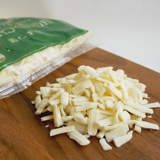 品質が完璧 【期間限定お試し価格】 冷蔵 よつ葉乳業 北海道十勝シュレッドチーズ 1kg