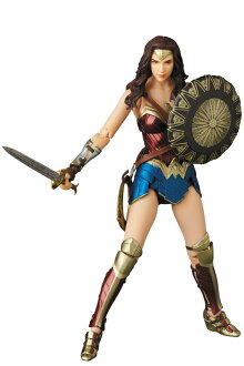 MAFEXWONDERWOMAN(TM)(『ワンダーウーマン』版)《2017年11月発売予定》