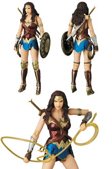 MAFEXWONDERWOMAN(TM)(『ワンダーウーマン』版)《2017年11月発売予定》