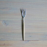 【正規品】クチポール ミオ・アイボリー シルバー ペストリーフォーク / Cutipol MIO-Ivory / 【6点まで…