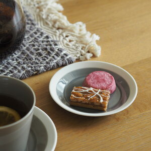 yumiko@iihoshi@porcelain@×@ؑɎqX@dishes@110@plate@fog gray@/@fBVB[Y@tHOO[@/@CCzV~R v[g 11cm M Mtgv[g