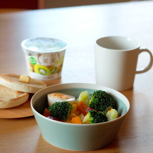 yumiko@iihoshi@porcelain@×@ؑɎqX@dishes@bowl@M@pistachio green@/@fBVB[Y@sX^`IO[@/@CCzV~R {E 15cm v[g