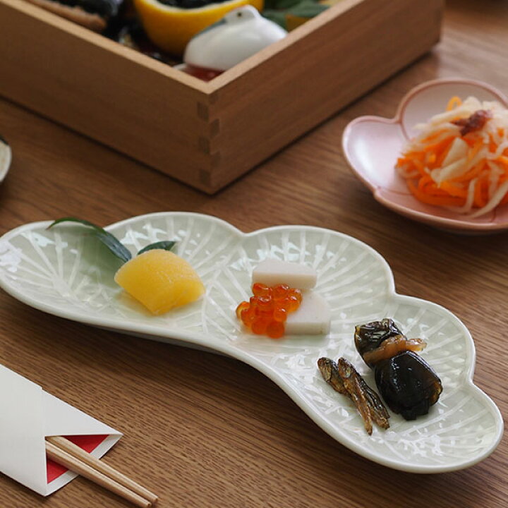 楽天市場】【クーポン配布中】幸楽窯 錦 銀 松葉形 前菜皿 / 有田焼 和 