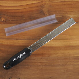 マイクロプレイン　プレミアムシリーズ　ゼスターグレーター　ブラック　/　Microplane　/　チーズグレーター すりおろし器 すりおろし チーズおろし器 チーズおろし チーズ削り 大根おろし器 キッチン チーズ