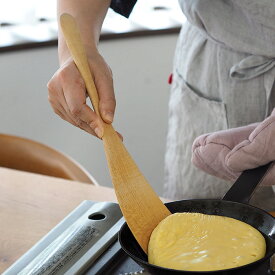 【右利き用】クラフト工房・木奏　ホットケーキヘラ　/　日本製 西村延恵 キッチンツール 木製 返しヘラ ホットケーキ ターナー 天然木 国産ギフト プレゼント お手伝い