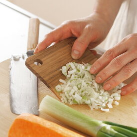 【プロキッチンオリジナル】桜スクレーパー / PROKITCHEN【10点までネコポス可】 / キッチンスクレーパー 土佐龍 木製 水切り スクエア 天然木 無垢 桜 調理小物 キッチン用品 日本製