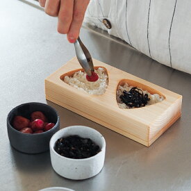 【プロキッチンオリジナル】山一 おにぎり型 ひのき 2穴 大 / PROKITCHEN / 木製 三角形 2個 おむすび ヒノキ 檜 日本製 大きめ おにぎりメーカー 押し型 物相型
