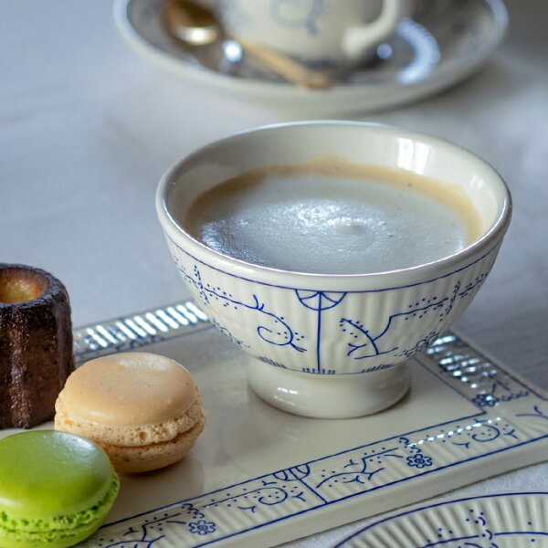 ロイヤルボッホ コペンハーゲン カフェオレボウル 11cm / ROYAL BOCH Copenhague　/　 食器 皿 青 陶磁器 唐草 おしゃれ ボウル サラダボウル 食洗機 ギフト