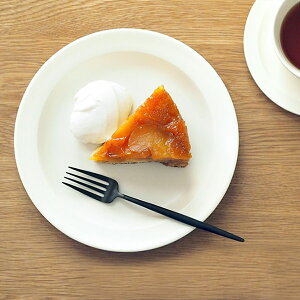 SAKUZAN Sara プレート 20cm 7” クリーム / 作山窯 美濃焼 岐阜県 日本製 ギフト プレゼント 和食器 洋食器 磁器 マット マット釉 丸皿 パン皿 DAYシリーズ