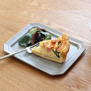 SAKUZAN Sara スクエア M グレー / 作山窯 美濃焼 岐阜県 日本製 ギフト プレゼント 和食器 洋食器 磁器 マット マット釉 おかず デザート DAYシリーズ