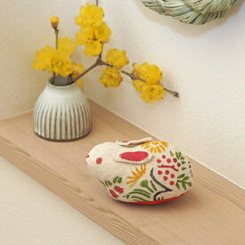 【26年1月より値上げ】真工藝　木版手染めぬいぐるみ　干支シリーズ・仔　卯　うさぎ　/　真工芸 十二支 干支の置物 正月飾り 版画 伝統工芸 飛騨高山 ギフト プレゼント 出産祝い