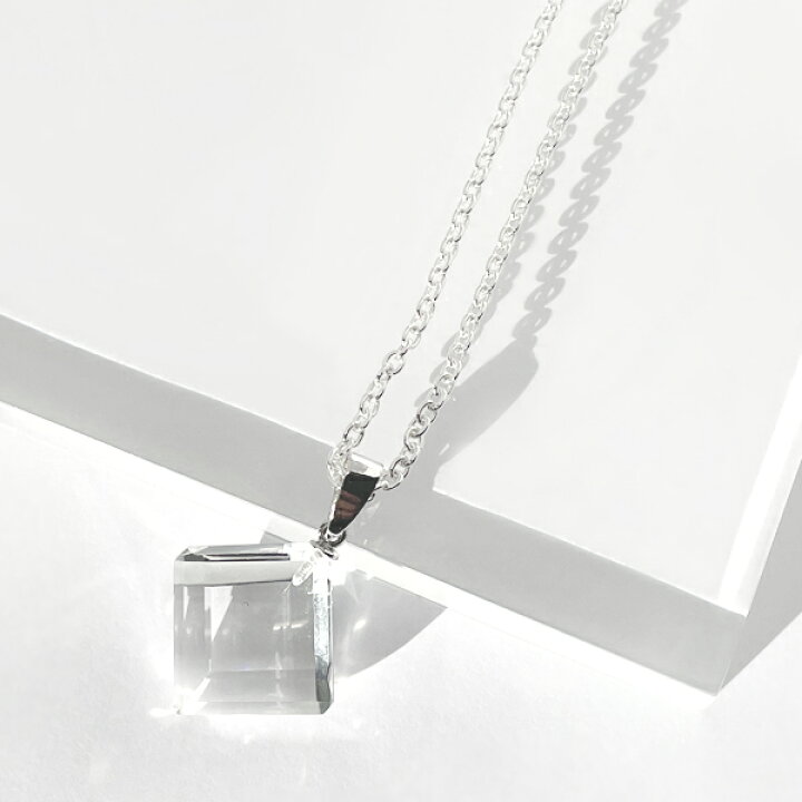 楽天市場】キラキラ輝く立体的なカットの水晶スクエアネックレス  