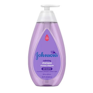 �W�����\�� �J�[�~���O�x�r�[�o�X�V�����v�[ �i�`�������J�[���̍��� 600mL Johnson's Calming Bath Shampoo for Baby and Toddler with NaturalCalm Scent, 20.3 oz �y�����񂹏��i�z�y���킹�Ĕ��������z