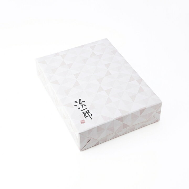 1614円 【ふるさと割】 治一郎 バウムクーヘン 4カット 10個入り スイーツ ケーキ 洋菓子 お取り寄せ グルメ 贈答品 ギフト 御礼 お中元 御中元 1614円 【ふるさと割】 治一郎 バウムクーヘン 4カット 10個入り スイーツ ケーキ 洋菓子 お取り寄せ グルメ 贈答品 ギフト 御礼 お中元 御中元