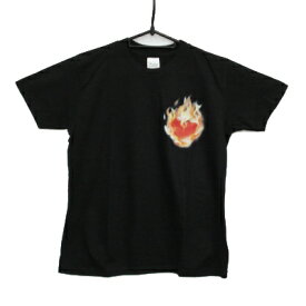 在庫処分◆『ハートの炎がクールでかっこいいデザインのオリジナルTシャツ☆』　オリジナル Tシャツ おしゃれ ウェア トップス 個性的 ブラック ハート 炎