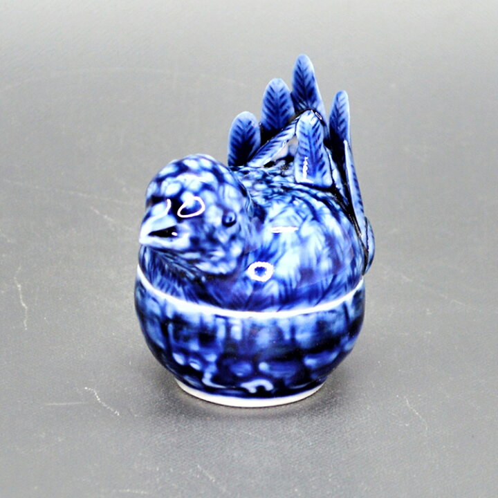 楽天市場】香合 呉須菱馬 染付屏風箱 呉須有馬筆 染付張甲牛 祥瑞瑠璃  