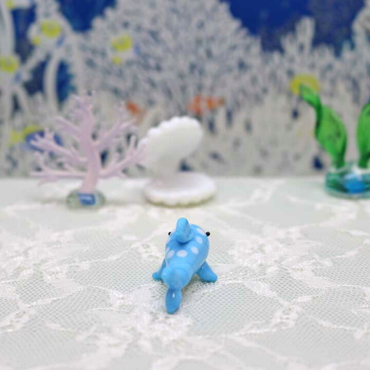 楽天市場】ガラス細工 ミニジンベイザメ(水色) ジンベイザメ サメ さめ 