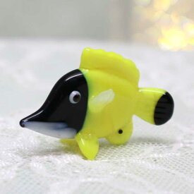ガラス細工 フエヤッコ黄色 尾黒　ふえやっこ　フエヤッコ 魚類　さかな 海中　黄色　ミニチュア ガラス　ガラス細工 キャンドル ろうそく　ロウソク　蝋燭　candle 手作り 材料 キット おしゃれ かわいい 置物 雑貨 小物 glass