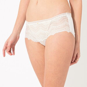 ショーツ 単品 ラ・テール 【メール便可1.5】( M L オフホワイト ブラック 白 黒 レディース 快適下着 ランジェリー インナー パンツ パンティー パンティ ボクサー ボーイズ レース かわいい