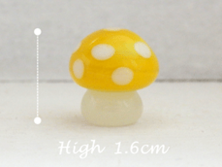 楽天市場】ガラス細工 キノコ(イエロー) : PUTITMIMORE プチミモレ