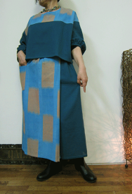 地中海を見おろすホテルのバルコニーでインスタ映えするツーピース　ストール付き　1着限定