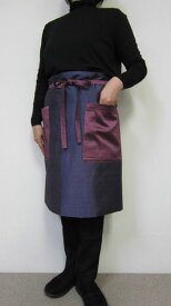 個性派エプロン・泣いたフクロウ