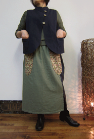 今回の映画はみどりのスカートが主役に、そして名わき役のベストでクランクアップ♪　1着限定