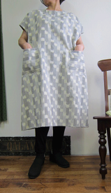 続・Aラインだからゆったりだけどスッキリなインド絣の和っぽいワンピース