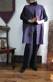 飾らない大人のお澄ましロングベスト 江戸パープル　一着限定