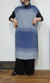 光沢あるブルー系とグレー系のグラデーションが神秘的なスラリワンピース　SNS映えにインスタ映えにもってこい♪一着限定