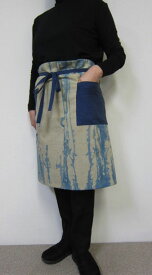 個性派エプロン・クリームソーダ