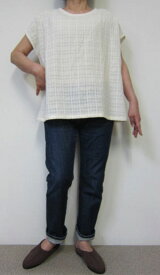 【大きいサイズ/日本製/個性的/送料無料】インド綿クレープの肌触りの良さが自慢のクレープブラウスはTシャツ感覚で大人カジュアル！ゆったりサイズ 大きいサイズ 40代.50代.60代.70代個性派 シニア ミセス レディースファッション