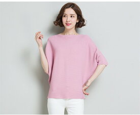 ワンワードカラーバットシャツ半袖袖の女性のTシャツ野生の氷のシルクのセーター