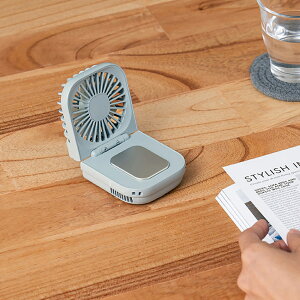 ペルチェ冷却機能折りたたみファン ブルー LCAF019