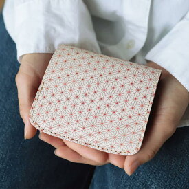 【小さい財布】ミニ財布 小さいふ。コンチャ 日本の伝統紋様シリーズ「 麻の葉 椿 」 日本製 本革 財布 二つ折り財布 コンパクト ユニセックス
