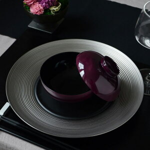 yOUTLET@󂠂i@SH100zzo@3F@IBEa̎R