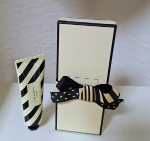 �W���[�}���[�� �s�I�j�[�@�C���O���b�V�� �y�A�[ �� �t���[�W�A �@�E�b�h�Z�[�W�@�n���h �N���[���@JO�@MALONE