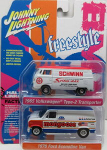 1/64 �W���j�[���C�g�j���O JOHNNY LIGHTNING 1965 Volkswagen Type-2 Transporter / 1976 Ford Econoline Van