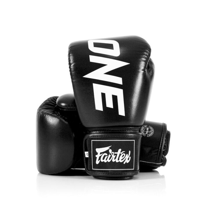 楽天市場】【Fairtex】ONE × Fairtex ボクシンググローブ（マジック 